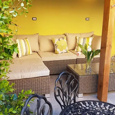 Holiday home Sleeps 8