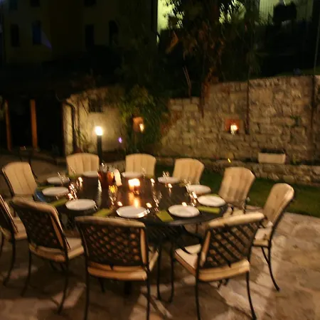 Sleeps 8 Holiday home